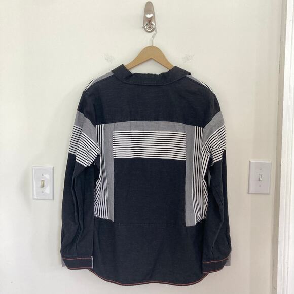 Vintage 90s A La Carte Funky Black and White Striped Button Up Shirt - Picture 3 of 6